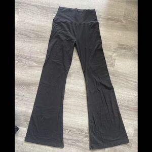 Black aerie flare leggings